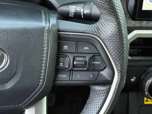 Used 2024 Toyota Tacoma Limited AWD/4WD image 16