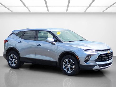 Used 2023 Chevrolet Blazer LT w/ Driver Confidence Package AWD/4WD image 7