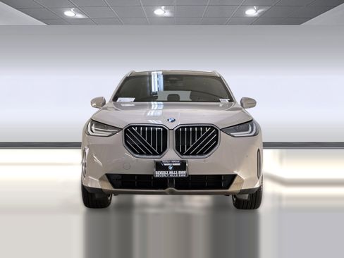Used 2025 BMW X3 xDrive30i w/ Convenience Package image 5
