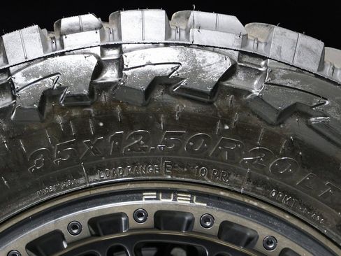 Used 2026 Chevrolet Tahoe Z71 w/ Comfort Package image 51