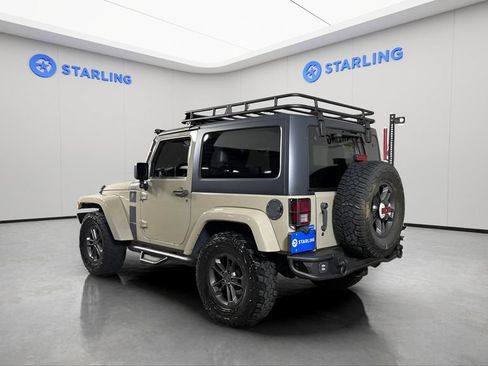 Used 2018 Jeep Wrangler Sport AWD/4WD image 6