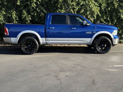 Used 2014 RAM 1500 Laramie w/ Convenience Group AWD/4WD image 7