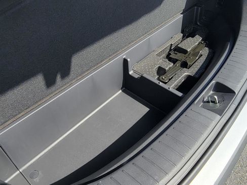 Used 2023 Hyundai Santa Fe SEL image 49