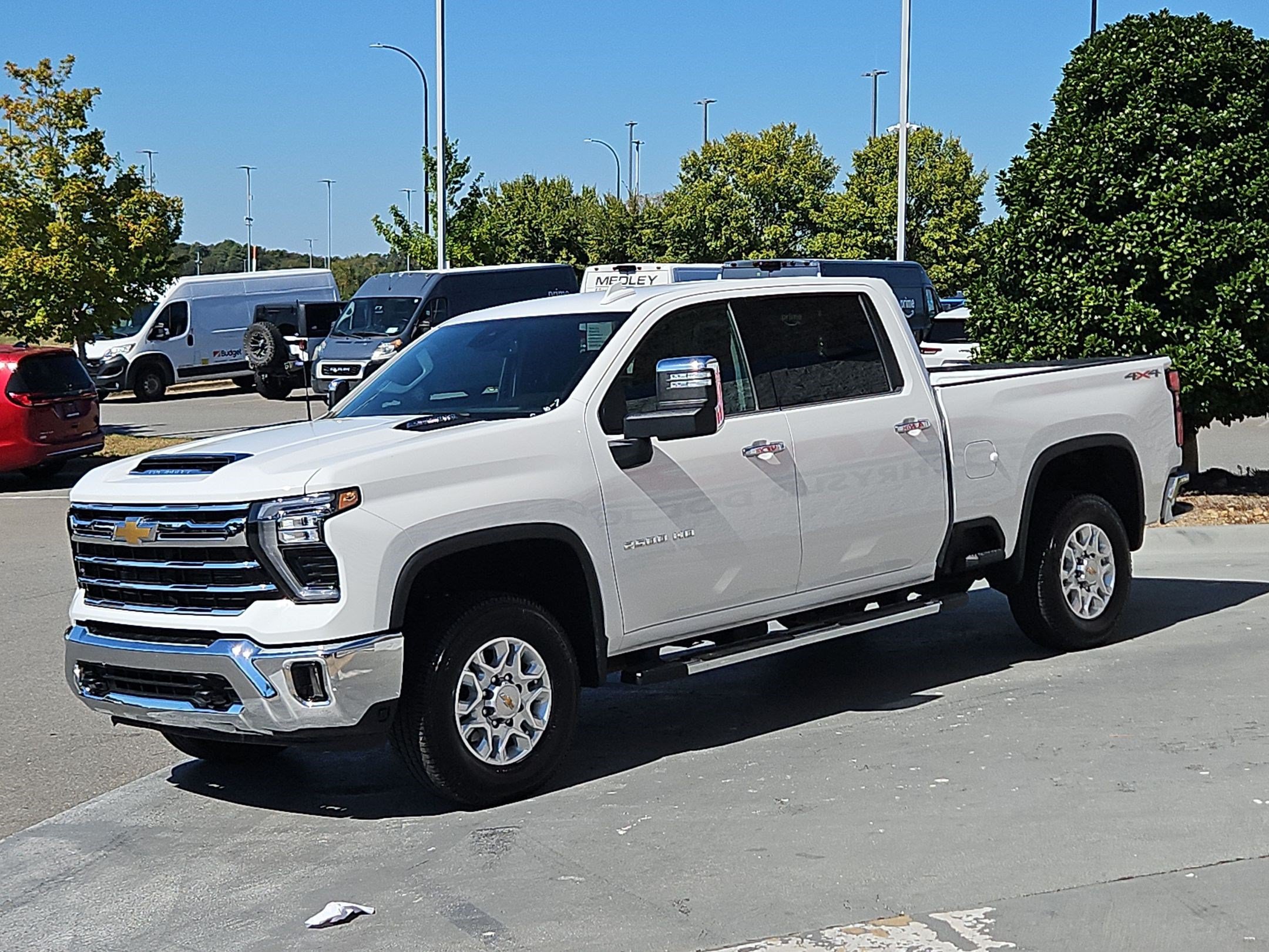 Used 2026 Chevrolet Silverado 2500 LTZ AWD/4WD image 3