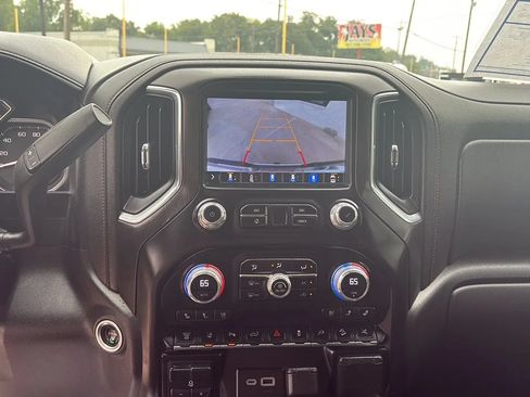 Used 2023 GMC Sierra 2500 AT4 w/ AT4 Premium Plus Package AWD/4WD image 21