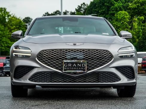 Used 2025 Genesis G70 2.5T AWD/4WD image 8