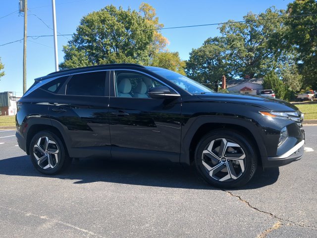 Used 2024 Hyundai Tucson SEL w/ Convenience Package AWD/4WD image 2