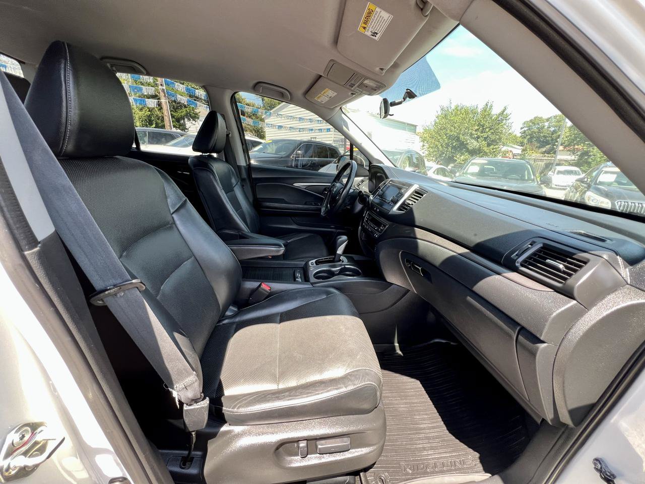 Used 2017 Honda Ridgeline RTL image 8