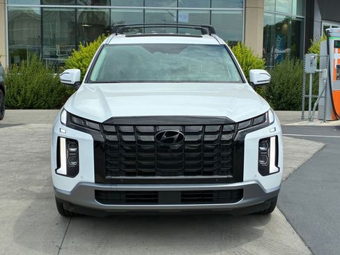 Used 2023 Hyundai Palisade Limited AWD/4WD image 11