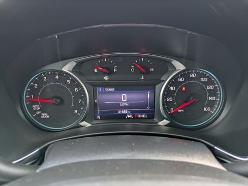 Used 2022 Chevrolet Equinox LS w/ LS Convenience Package FWD image 24