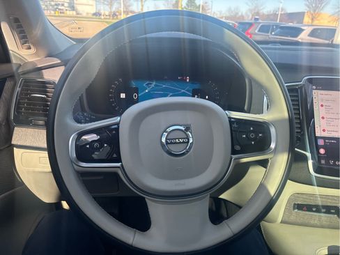 Used 2023 Volvo XC90 B6 Plus w/ Protection Package AWD/4WD image 14