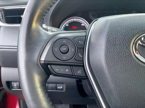 Used 2021 Toyota Venza LE image 20