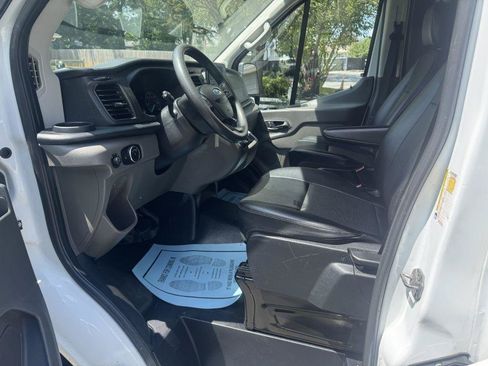 Used 2020 Ford Transit 250 Medium Roof RWD image 5