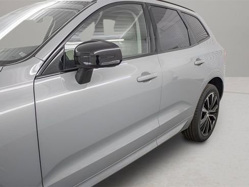 Certified 2025 Volvo XC60 B5 Plus w/ Protection Package Premier image 2