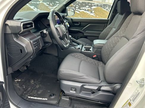 New 2026 Toyota Tacoma SR5 image 17