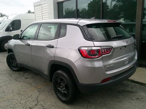 Used 2020 Jeep Compass Sport w/ Cold Weather Group AWD/4WD image 5