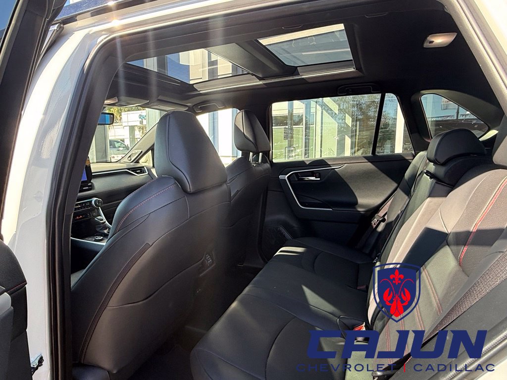 Used 2025 Toyota RAV4 XSE w/ Premium Package AWD/4WD image 19