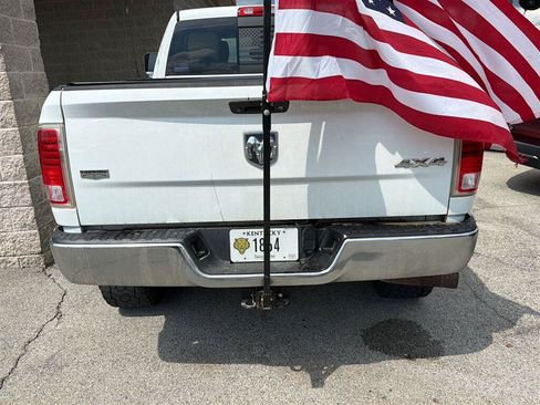 Used 2013 RAM 2500 Laramie w/ Cold Weather Group AWD/4WD image 3