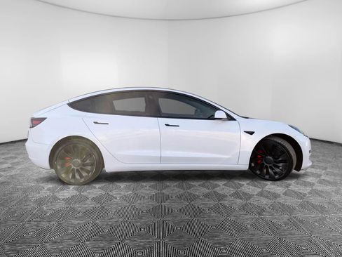 Used 2022 Tesla Model 3 Performance image 5