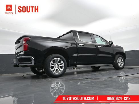 Used 2022 Chevrolet Silverado 1500 LTZ w/ Z71 Off-Road Package AWD/4WD image 41