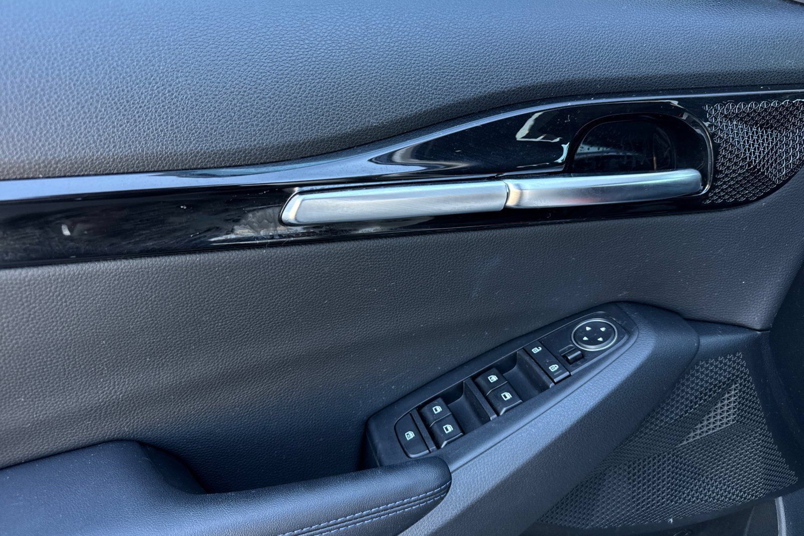 Used 2022 Kia Seltos Nightfall Edition AWD/4WD image 11