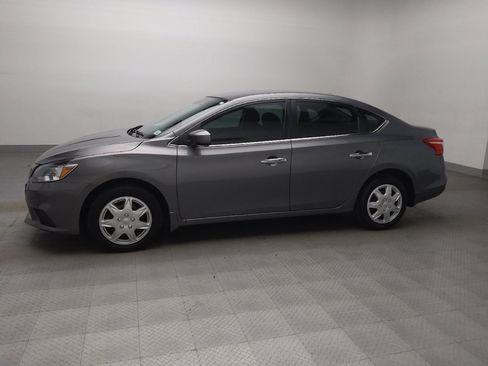 Used 2017 Nissan Sentra SV image 2