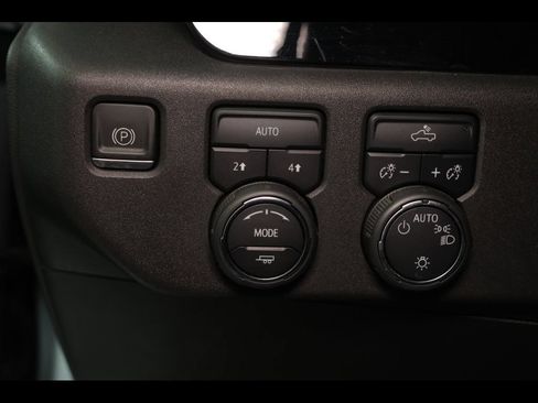 Certified 2023 Chevrolet Silverado 1500 LT AWD/4WD image 13