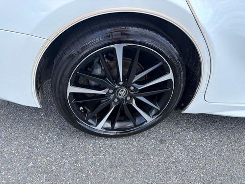 Used 2018 Toyota Camry XSE FWD image 36
