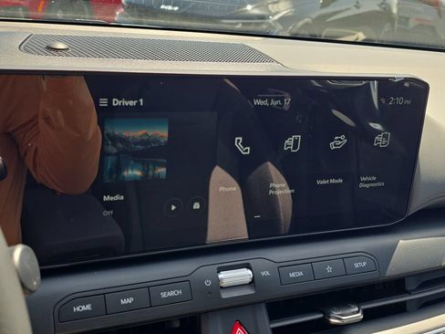 New 2026 Kia K4 FWD image 21