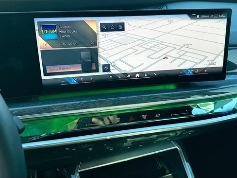 Used 2024 BMW 760i xDrive image 13