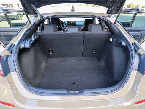 Used 2025 Honda Civic Sport image 31