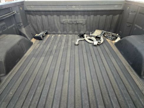 Used 2022 GMC Sierra 1500 AT4 w/ AT4 Premium Package AWD/4WD image 30