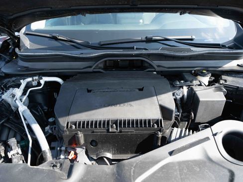 Used 2024 Honda Pilot Touring image 32