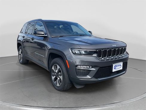 Used 2022 Jeep Grand Cherokee Limited 4xe image 1