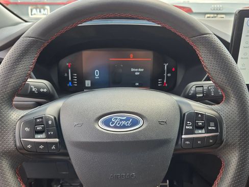 Used 2023 Ford Escape ST-Line FWD image 25
