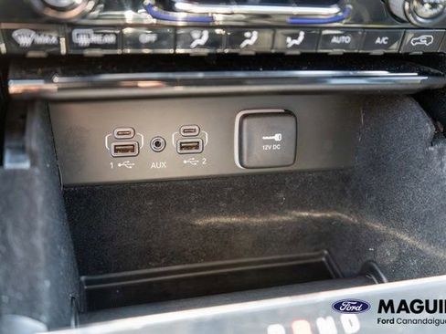 Used 2022 Jeep Grand Cherokee L Limited AWD/4WD image 30