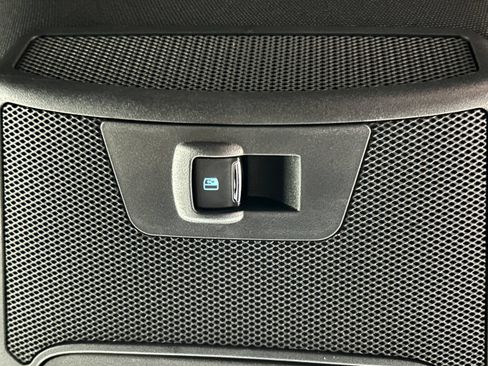 Used 2020 Ford F150 XLT w/ Equipment Group 302A Luxury AWD/4WD image 25
