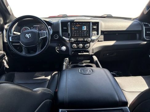 Used 2024 RAM 1500 Laramie AWD/4WD image 14
