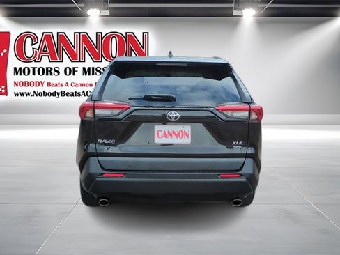 Used 2023 Toyota RAV4 XLE image 6