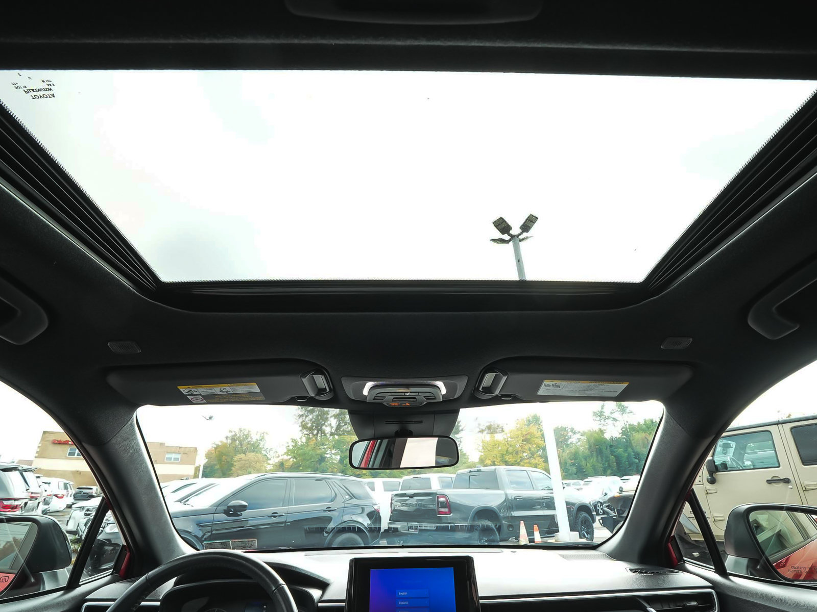 Used 2023 Toyota Corolla Cross AWD Hybrid w/ Moonroof Package image 37