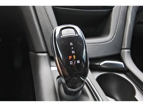 New 2026 Cadillac XT5 Luxury w/ LPO, Floor Liner Package AWD/4WD image 19