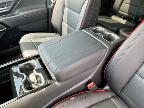 New 2025 Chevrolet Silverado EV RST image 18