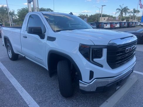 Used 2024 GMC Sierra 1500 Pro w/ Pro Value Package AWD/4WD image 3