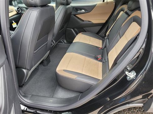 New 2026 Chevrolet Equinox ACTIV image 7