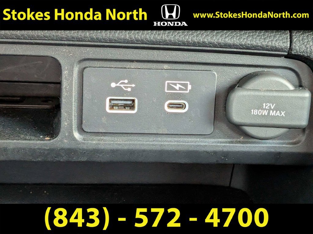 Used 2025 Honda Pilot Elite image 24