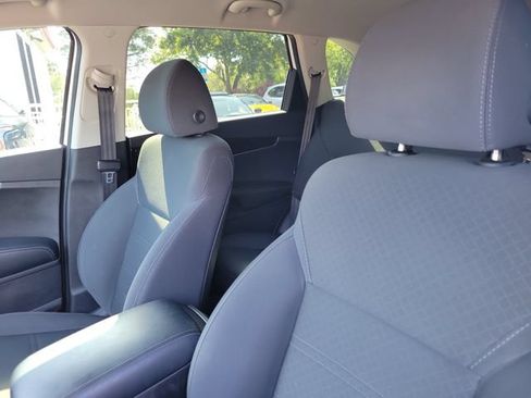 Used 2020 Kia Sorento S FWD image 20