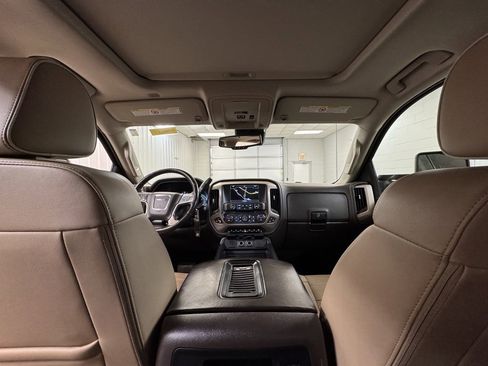 Used 2017 GMC Sierra 3500 Denali w/ Duramax Plus Package image 20