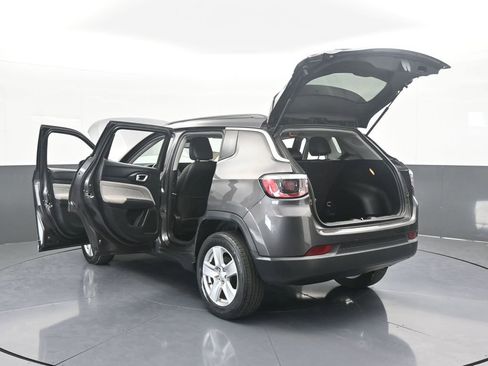 Used 2022 Jeep Compass Latitude image 76