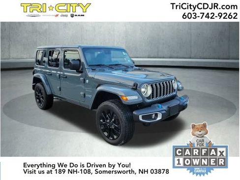 Used 2024 Jeep Wrangler Unlimited Sahara image 7