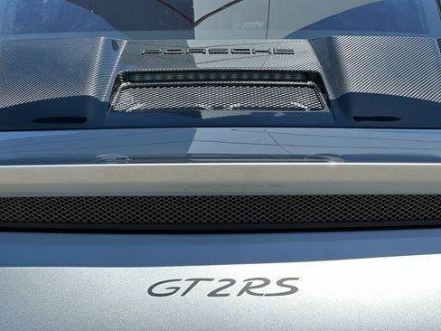 Used 2018 Porsche 911 GT2 RS RWD image 37